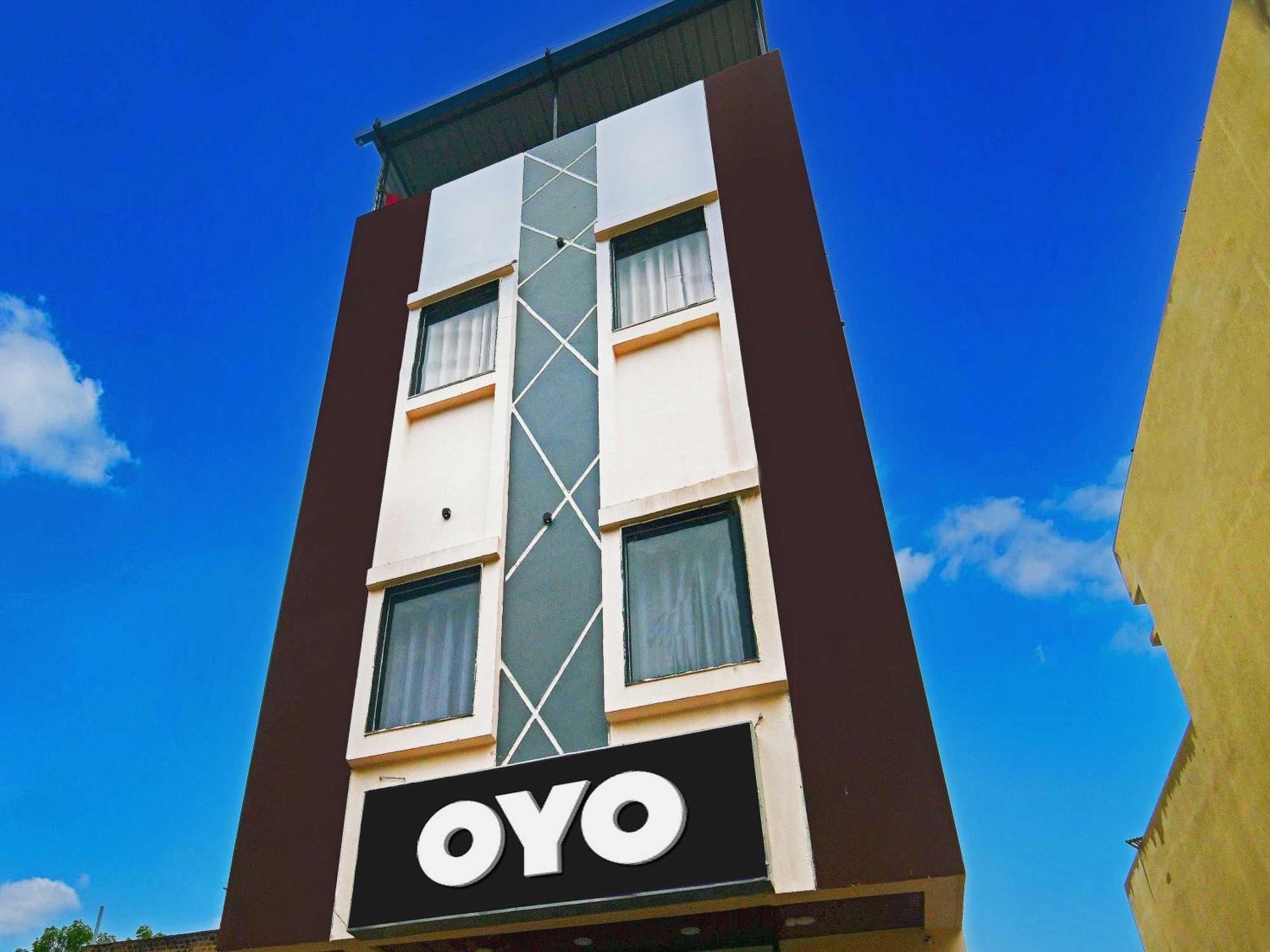 Oyo Flagship Hotel Blue Tick Indore Extérieur photo