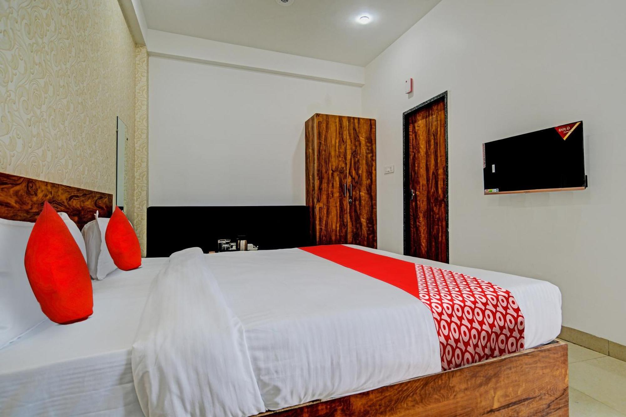 Oyo Flagship Hotel Blue Tick Indore Extérieur photo