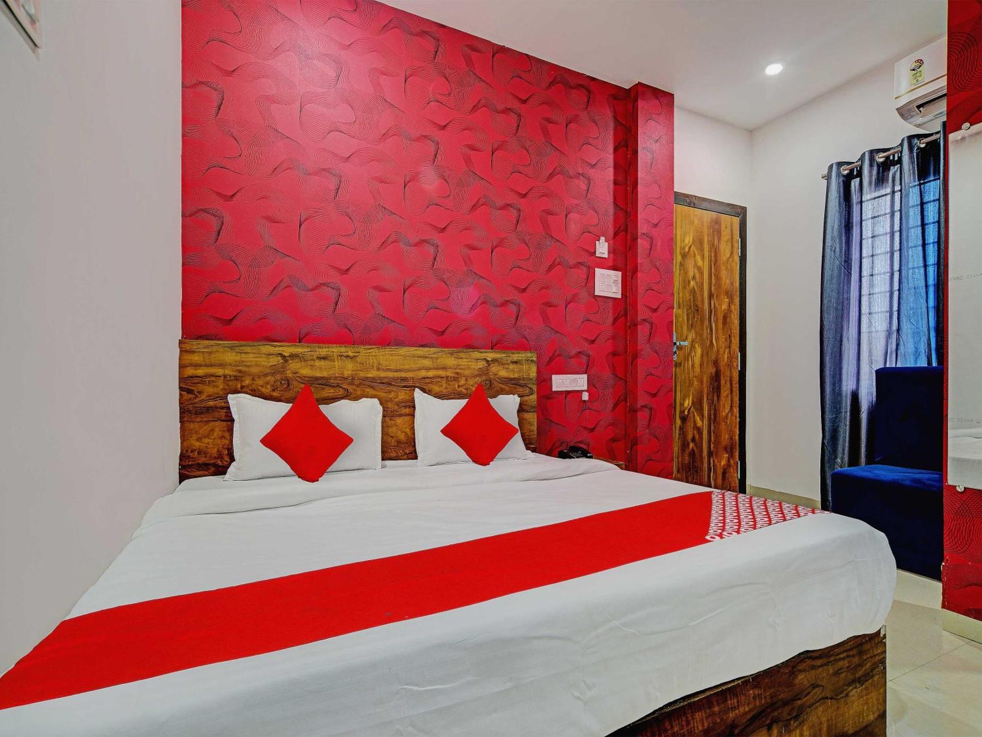Oyo Flagship Hotel Blue Tick Indore Extérieur photo