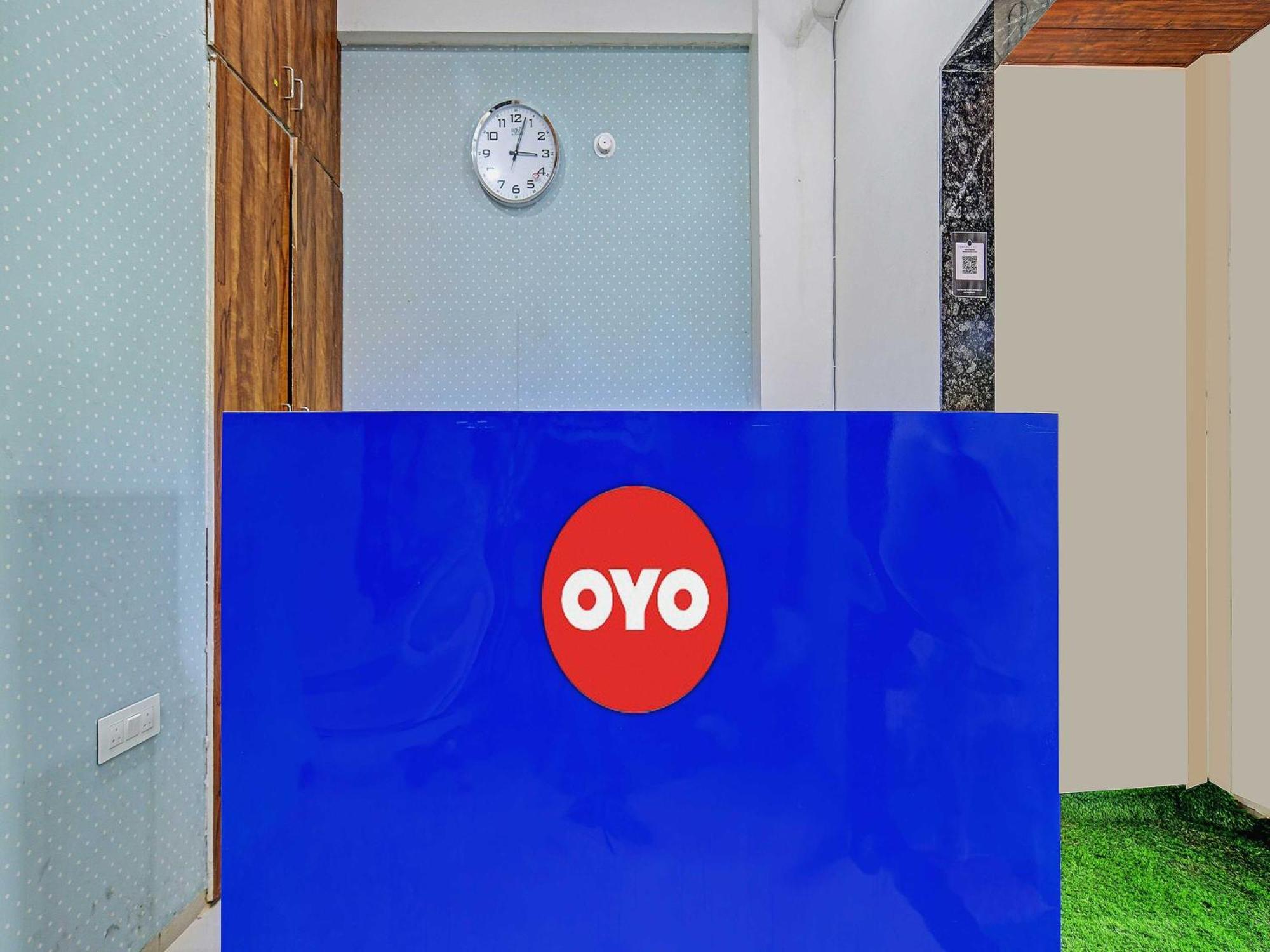 Oyo Flagship Hotel Blue Tick Indore Extérieur photo