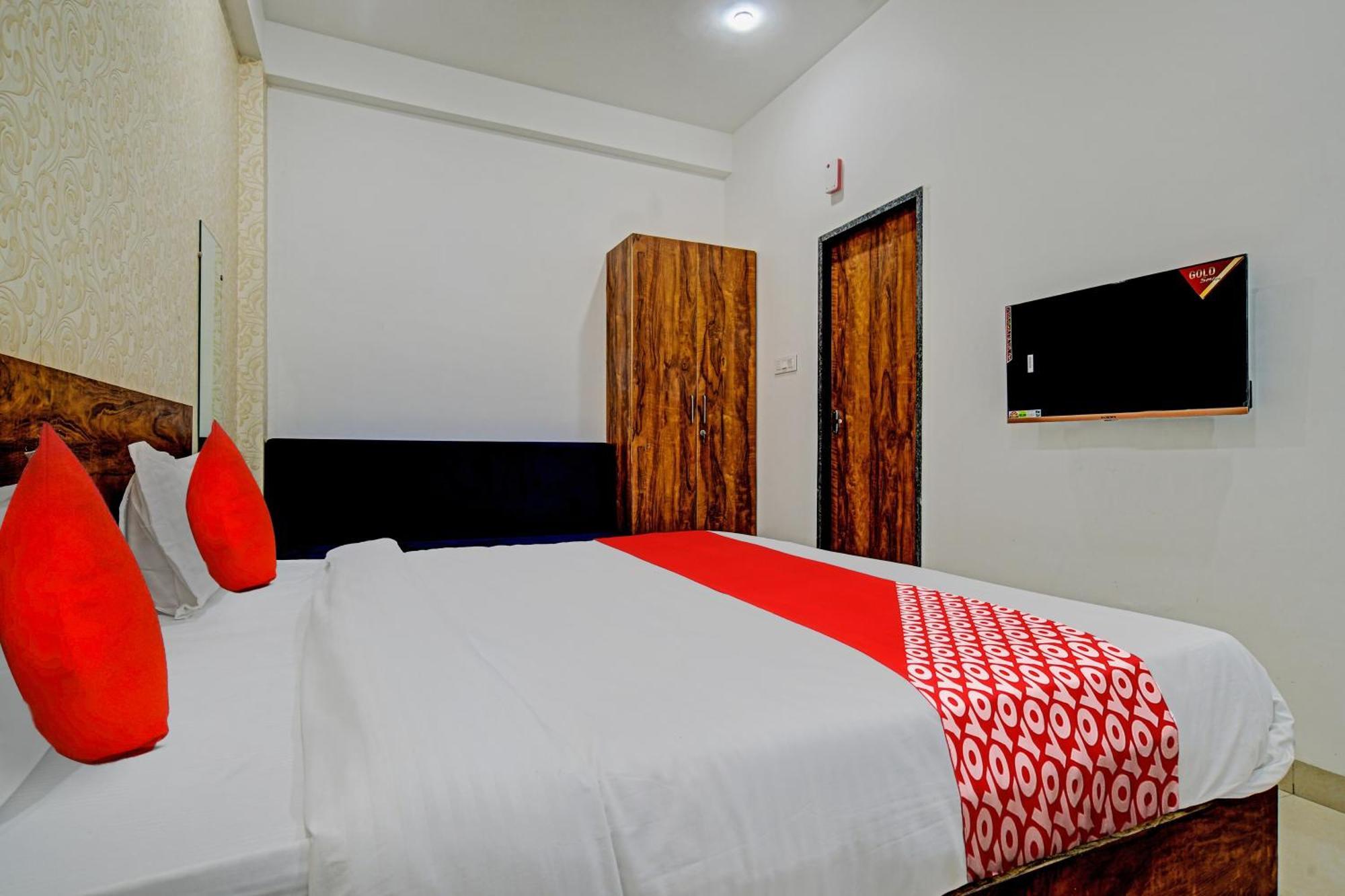 Oyo Flagship Hotel Blue Tick Indore Extérieur photo